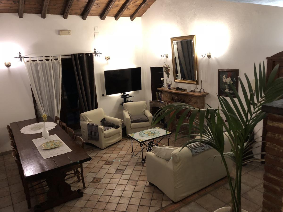 B&B Villa Loriana Milo Extérieur photo